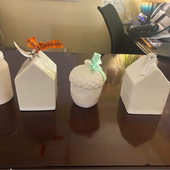 RAE DUNN Collectible Ceramic “HOME” Birdhouse - Picture 5 of 9